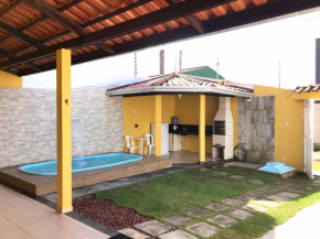 Casa Amarela na Praia de Guaibim-Taquari
